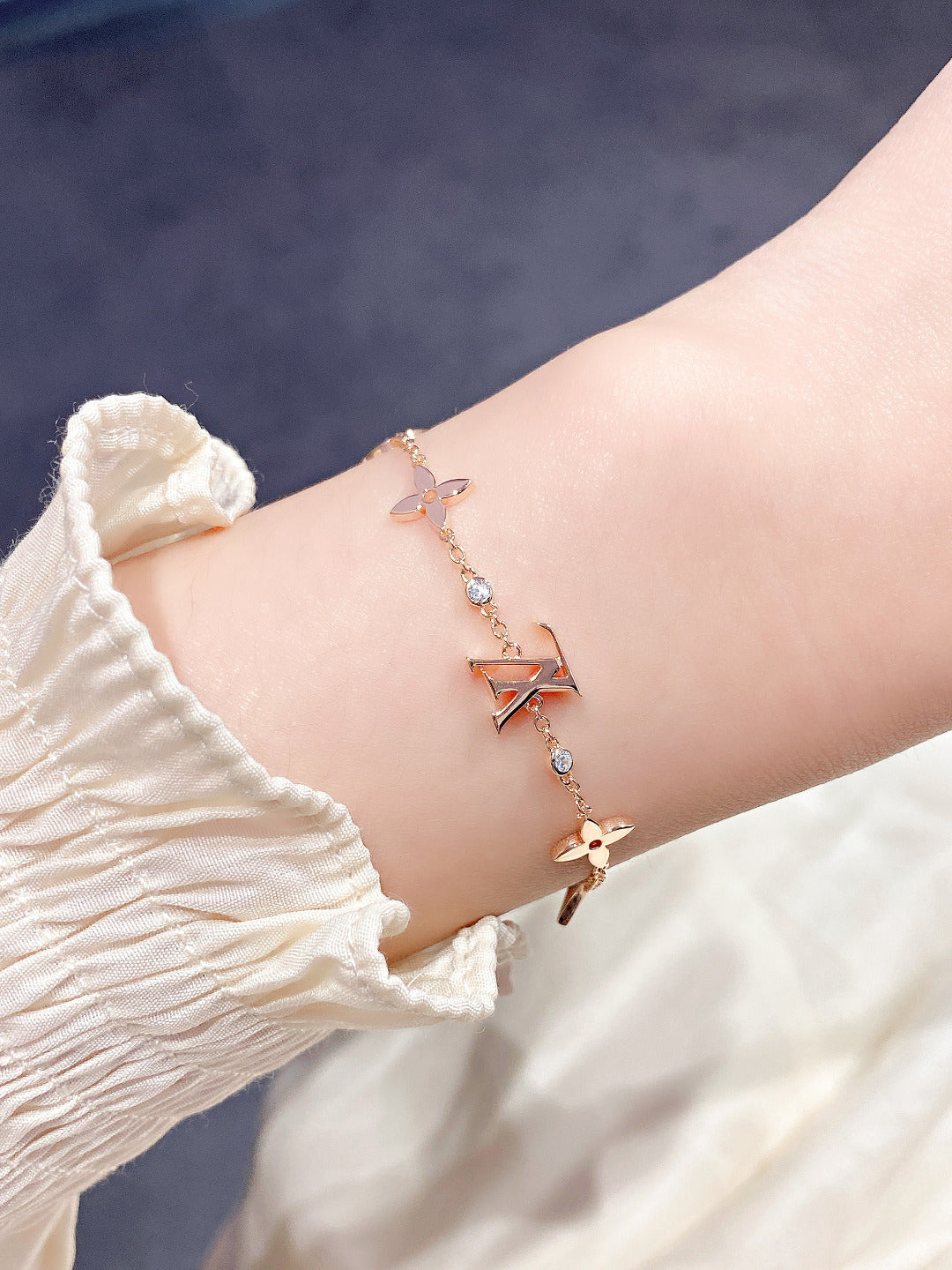 ¡®Veyra Jewelry¡¯STAR AND SUN 7 MOTIFS GOLD BRACELET