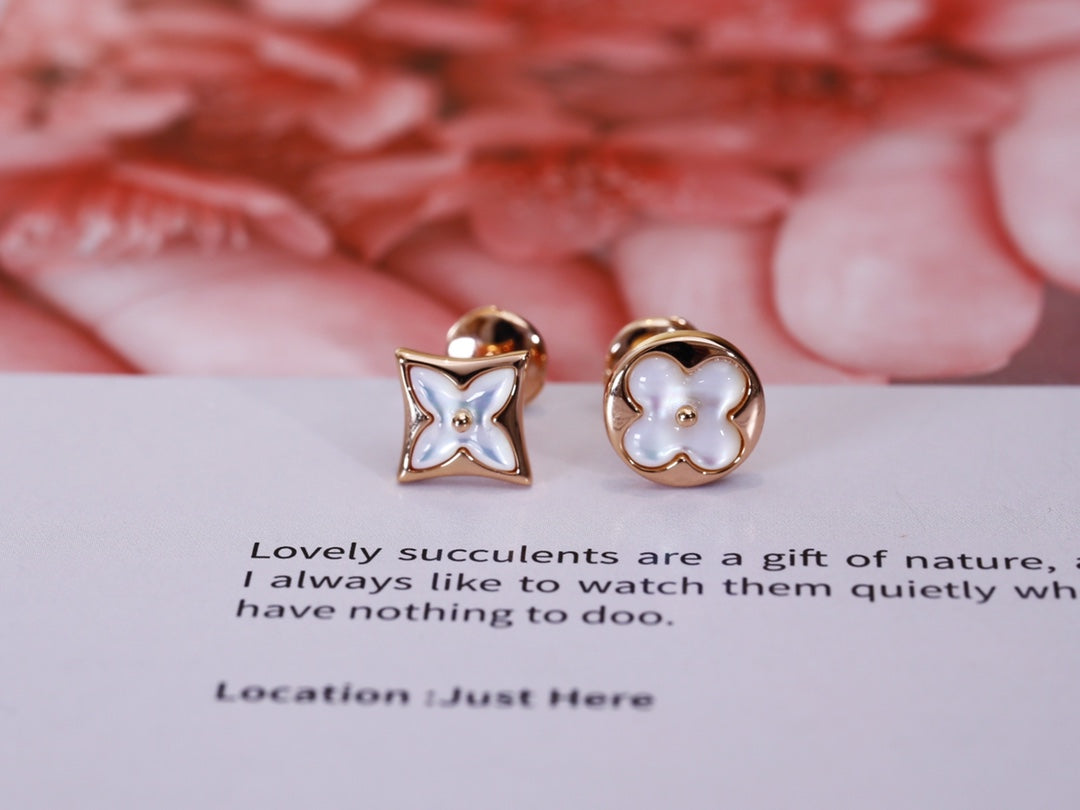 ¡®Veyra Jewelry¡¯STAR AND SUN PINK GOLD MOP STUD EARRINGS