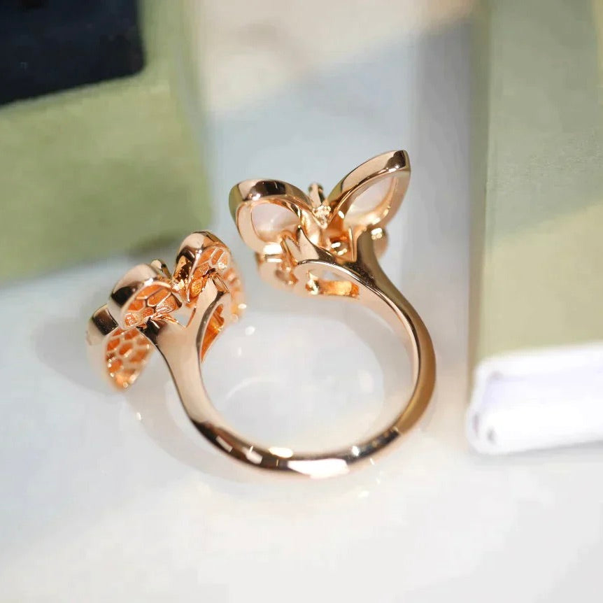 ¡®Veyra Jewelry¡¯TWIN BUTTERFLY DIAMOND MOP RING