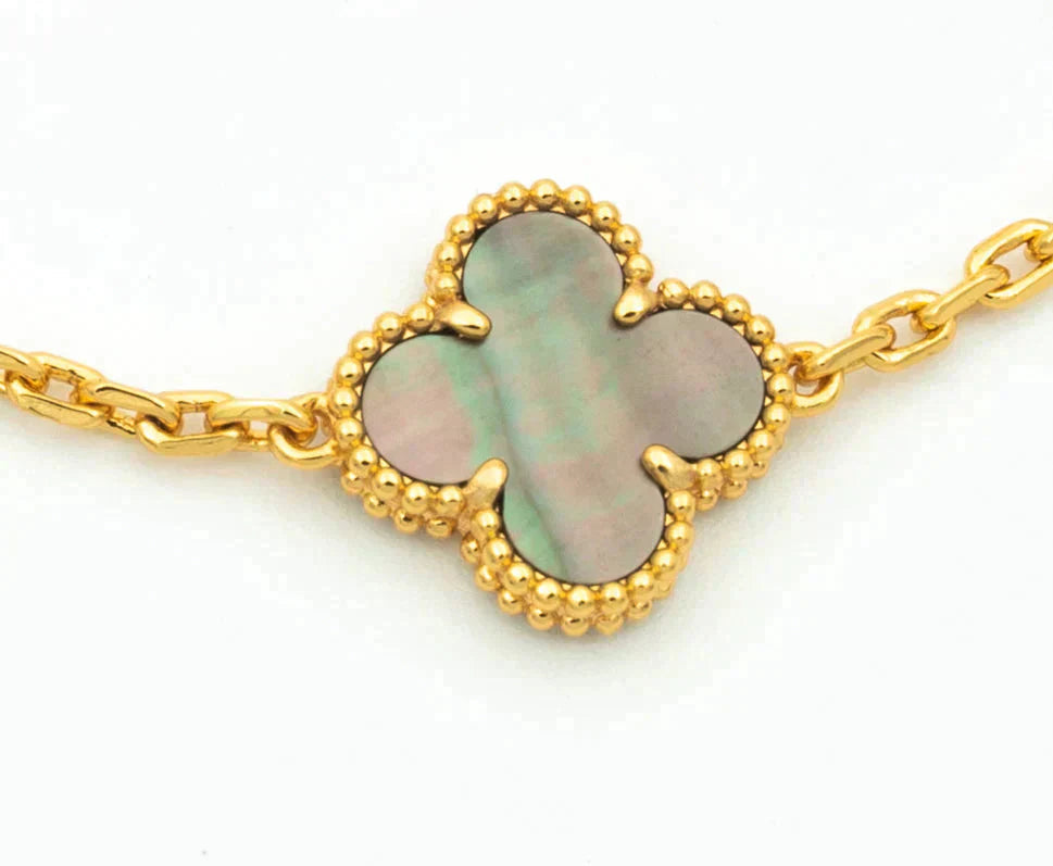 [Veyra Jewelry]New CLOVER 5 MOTIF GRAY MOP BRACELET COLLECTION