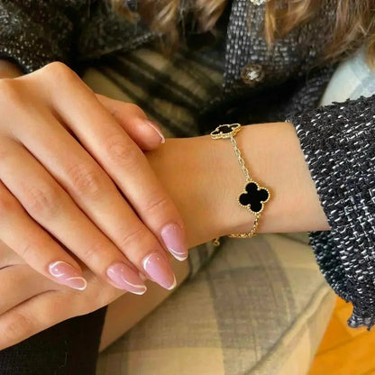 [Veyra Jewelry]New CLOVER 5 MOTIF ONYXS BRACELET COLLECTION