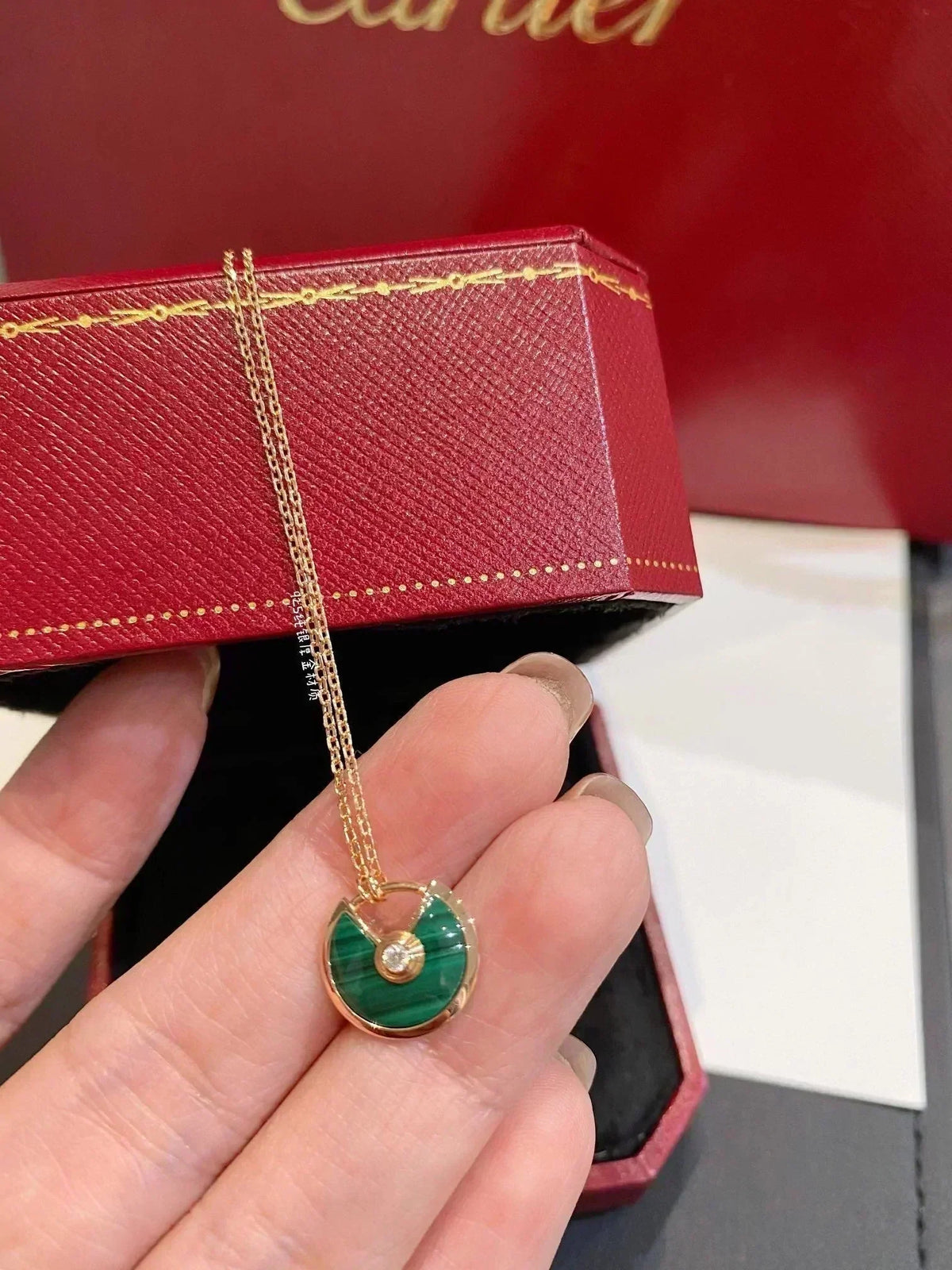 ¡®Veyra Jewelry¡¯AMULETTE ROSE GOLD MALACHITE NECKLACE