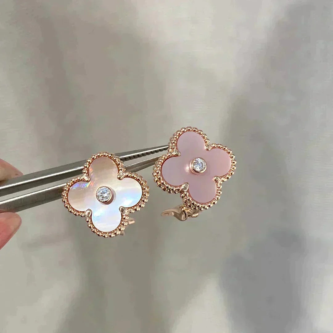¡®Veyra Jewelry¡¯CLOVER MEDIUM 1 MOTIFS  PINK MOP DIAMOND EARRINGS