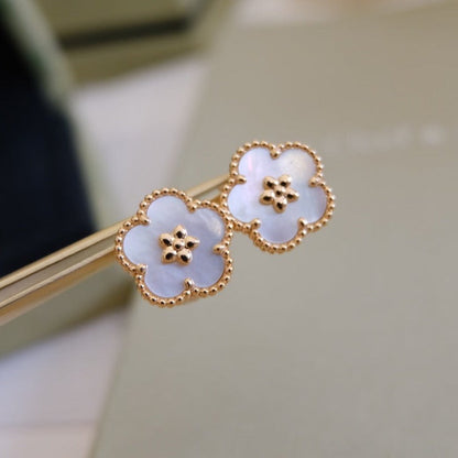 ¡®Veyra Jewelry¡¯LUCKY PINK GOLD WHITE MOP EARRINGS