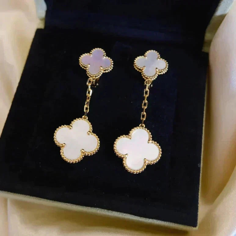 ¡®Veyra Jewelry¡¯CLOVER 2 MOTIF WHITE MOP EARRINGS