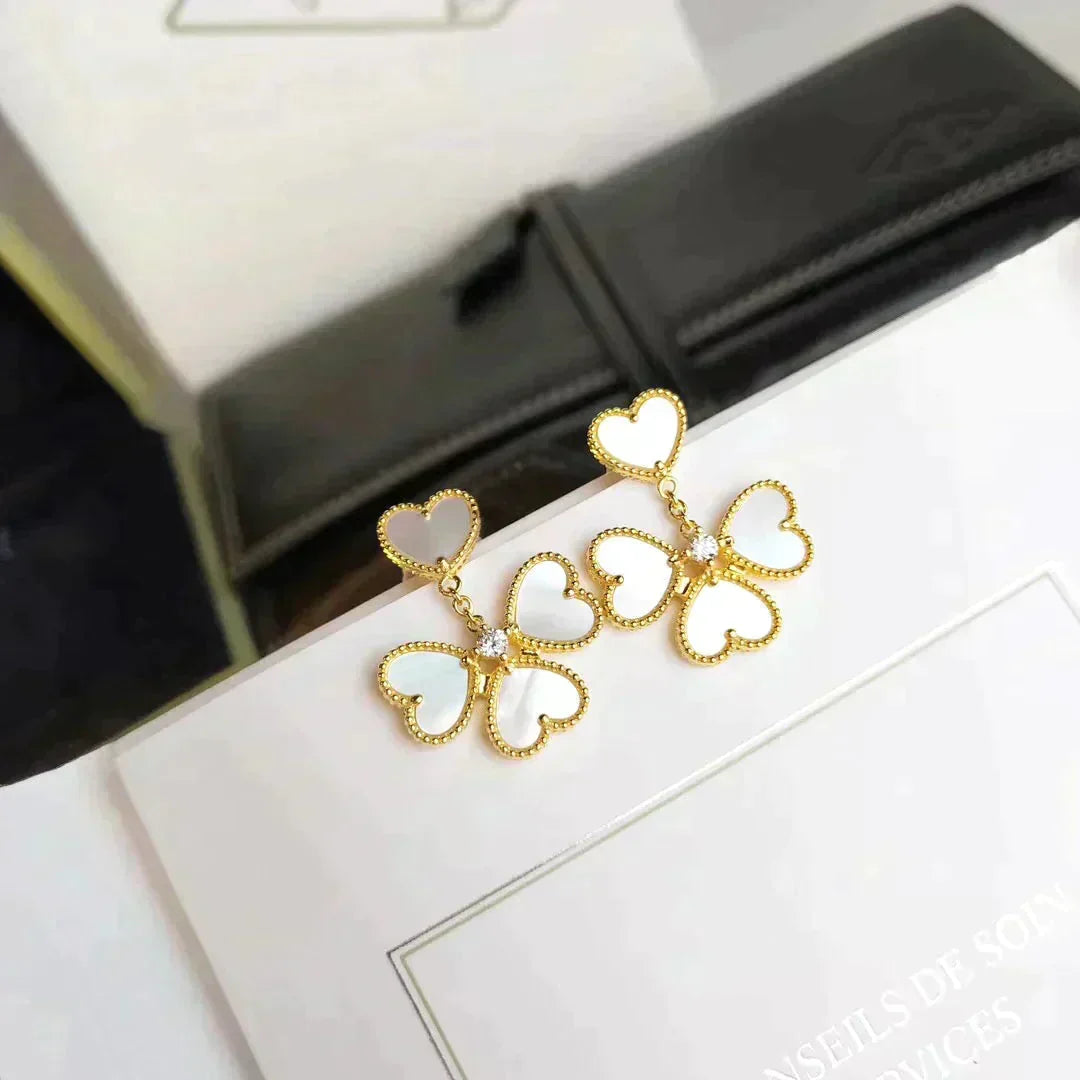 ¡®Veyra Jewelry¡¯CLOVER SWEET WHITE MOP EARRINGS