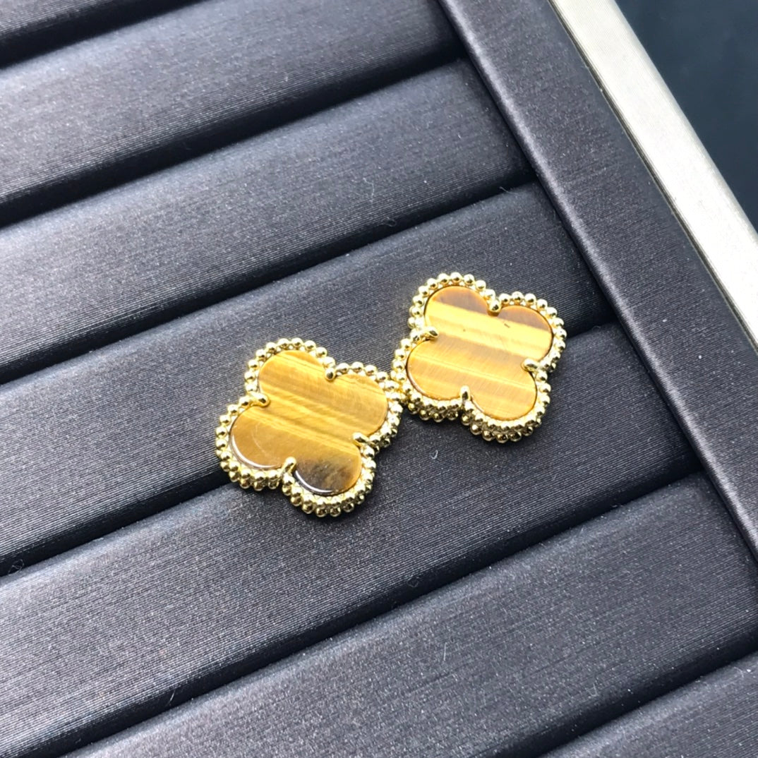 ¡®Veyra Jewelry¡¯CLOVER MEDIUM 1 MOTIFS TIGER EYE EARRINGS