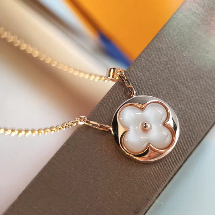 ¡®Veyra Jewelry¡¯SUN MOP GOLD 1 DIAMOND NECKLACE