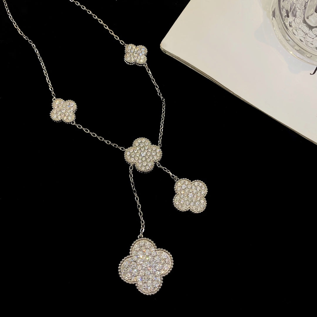 ¡®Veyra Jewelry¡¯CLOVER 5 MOTIFS SILVER DIAMONDS NECKLACE