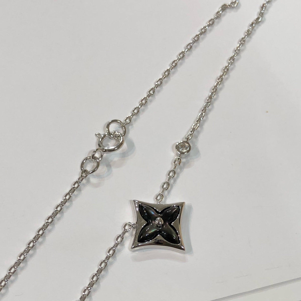 ¡®Veyra Jewelry¡¯STAR BLACK MOP NECKLACE
