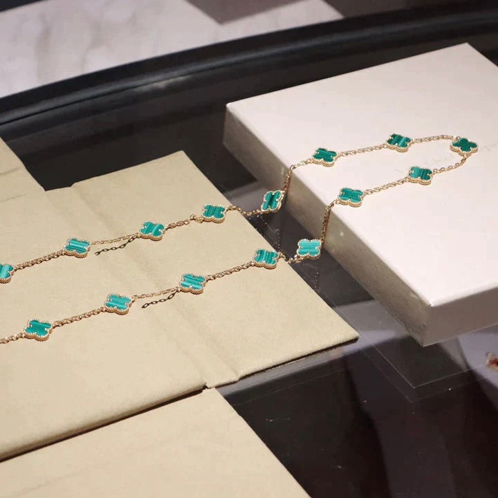 ¡®Veyra Jewelry¡¯CLOVER 20 MOTIFS MALACHITE GOLD