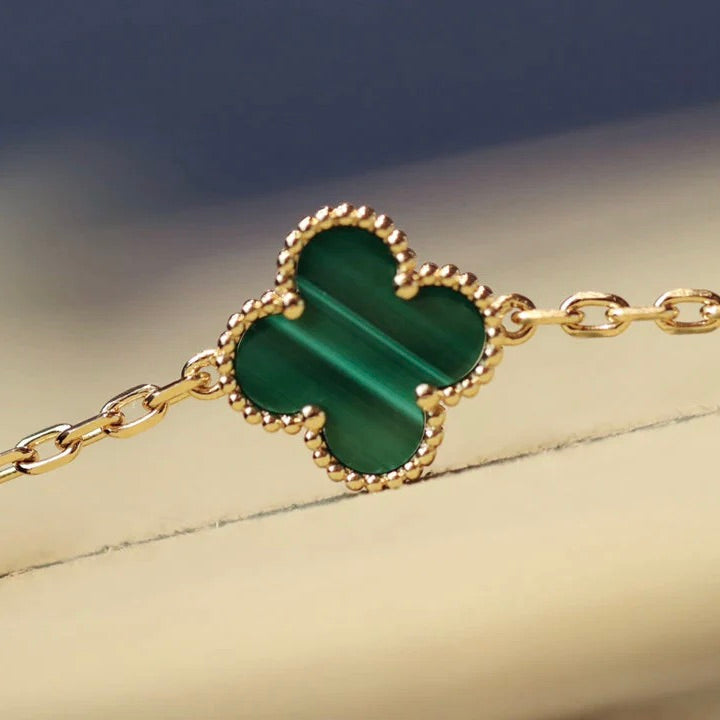 ¡®Veyra Jewelry¡¯CLOVER 20 MOTIFS MALACHITE GOLD