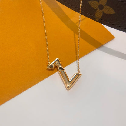 ¡®Veyra Jewelry¡¯VOLTE UPSIDE DOWN NECKLACE