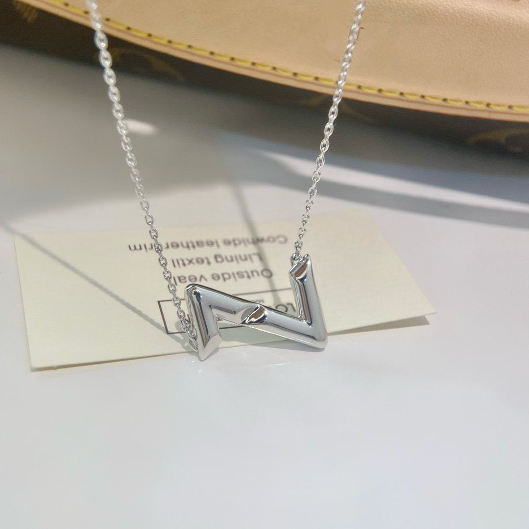 ¡®Veyra Jewelry¡¯VOLTE UPSIDE DOWN NECKLACE