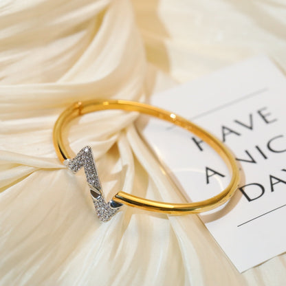 ¡®Veyra Jewelry¡¯VOLTE UPSITE DOWN GOLD DIAMOND BRACELET