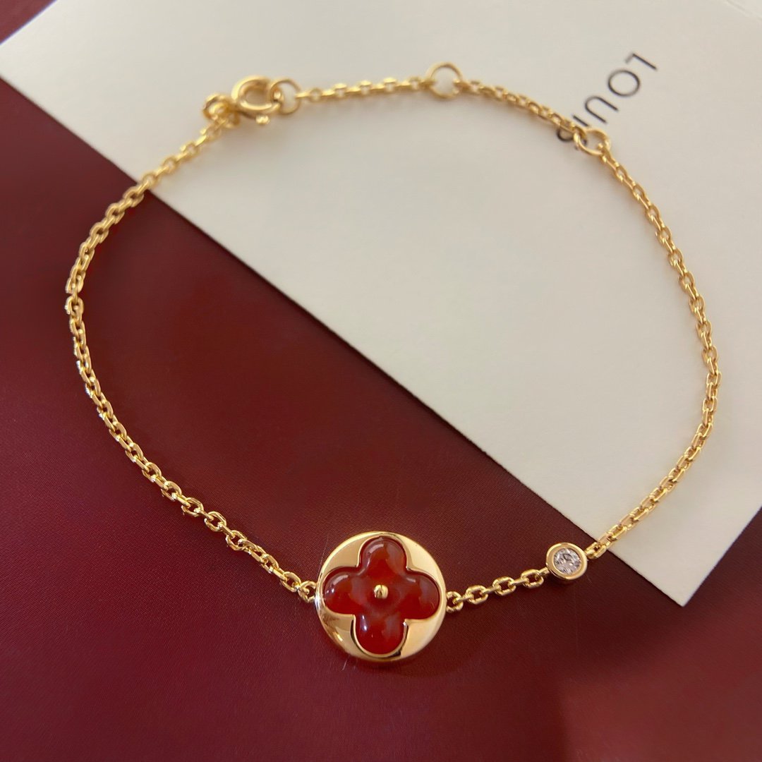 ¡®Veyra Jewelry¡¯SUN PEDANT CARNELIAN BRACELET