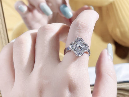 ¡®Veyra Jewelry¡¯CLOVER DIAMOND RING