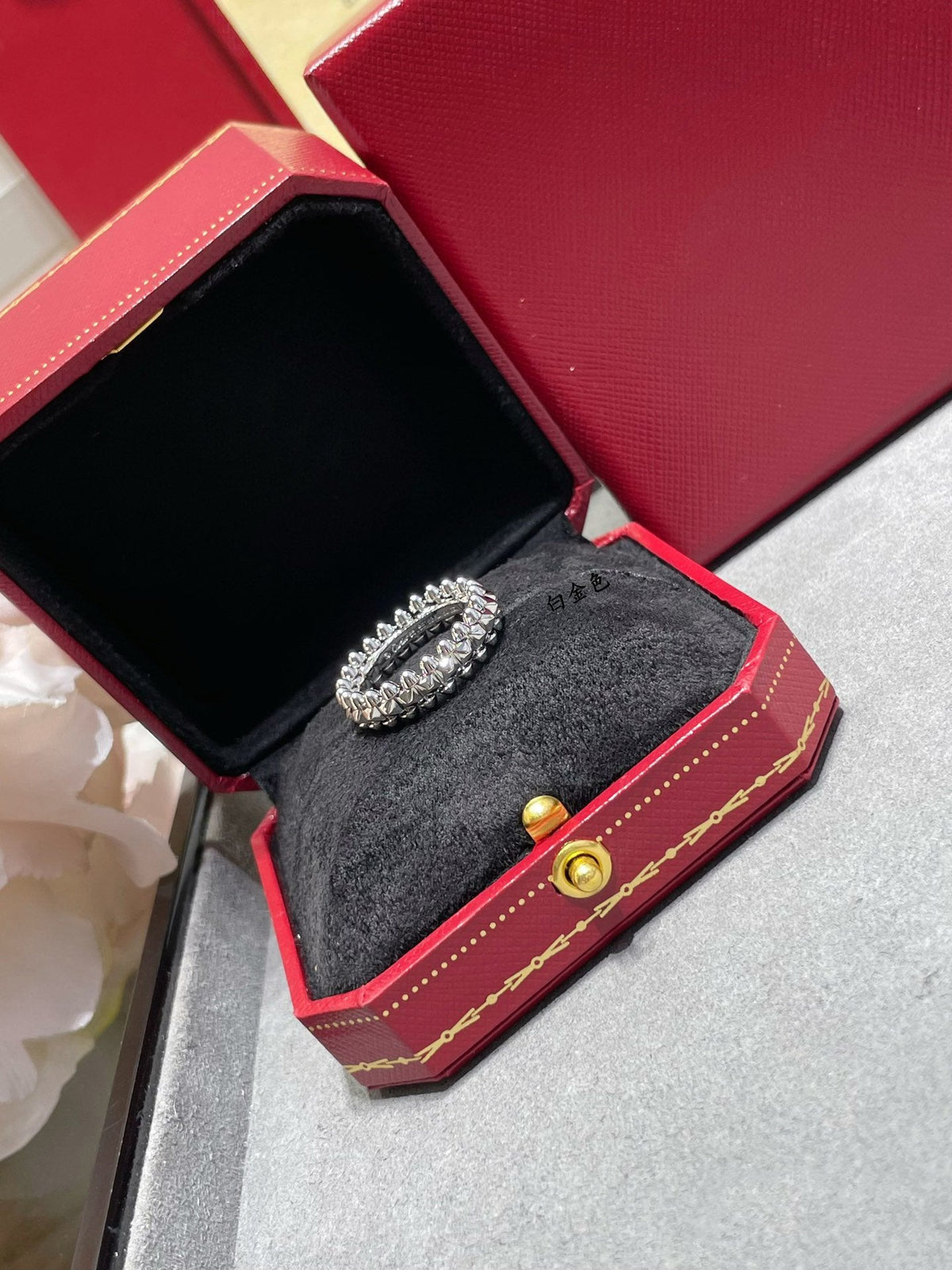 ¡®Veyra Jewelry¡¯CLASH 5.5MM RING