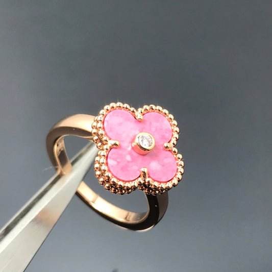 ¡®Veyra Jewelry¡¯CLOVER RHODONITE ROSE GOLD RING