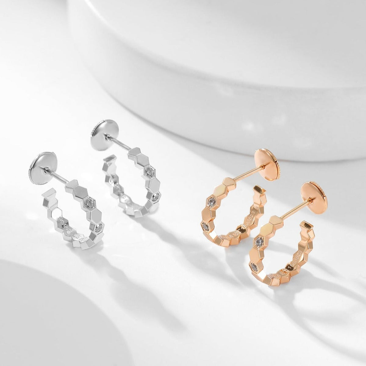 ¡®Veyra Jewelry¡¯BEE LOVE DIAMOND HOOP EARRINGS