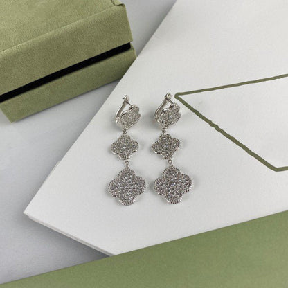 ¡®Veyra Jewelry¡¯CLOVER 3 MOTIF DIAMOND SILVER DROP EARRINGS
