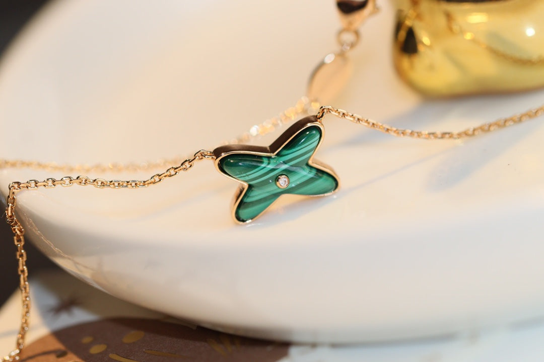 ¡®Veyra Jewelry¡¯JEUX MALACHITE 1 DIAMOND PINK GOLD NECKLACE