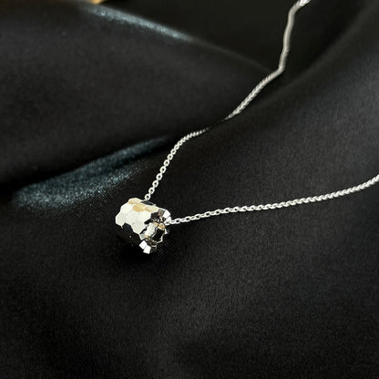 ¡®Veyra Jewelry¡¯BEE MINI NECKLACE