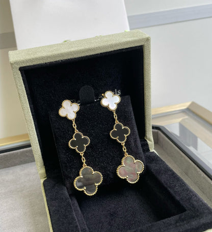 ¡®Veyra Jewelry¡¯CLOVER 3 MOTIF MOP ONYX DARK MOP PINK GOLD EARRINGS