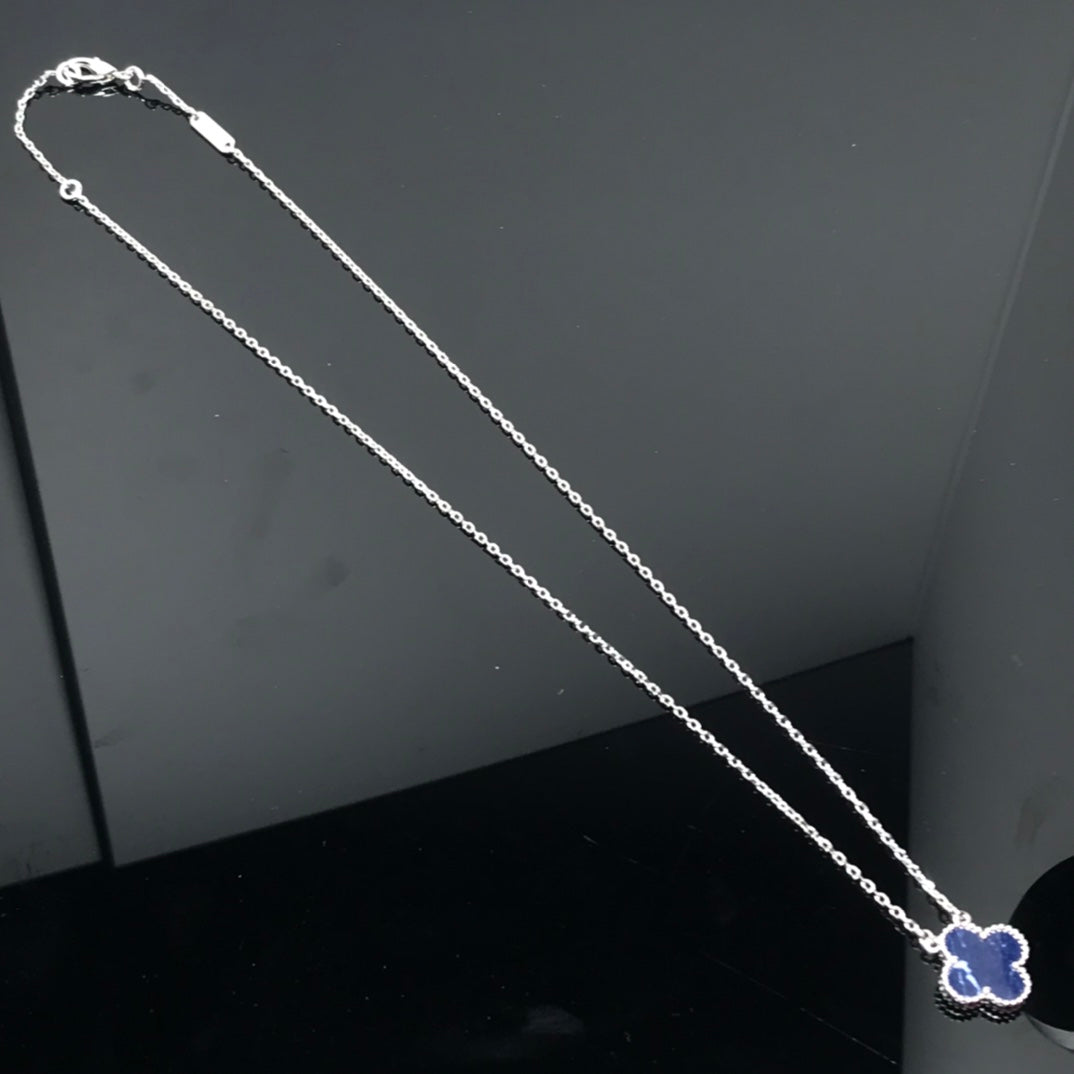 ¡®Veyra Jewelry¡¯CLOVER PIETERSITE SILVER LONG NECKLACE
