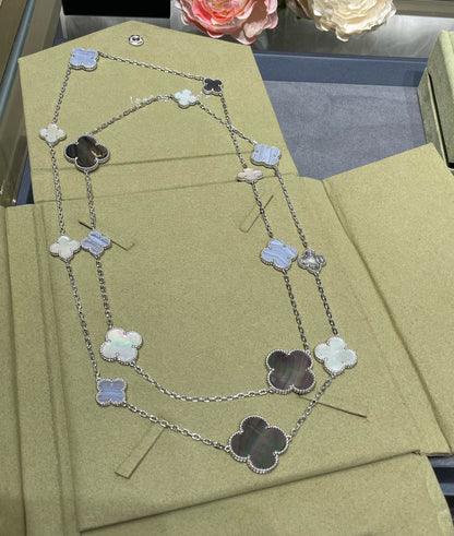 ¡®Veyra Jewelry¡¯CLOVER 16 MOTIF CHALCEDONY MOP SILVER NECKLACE