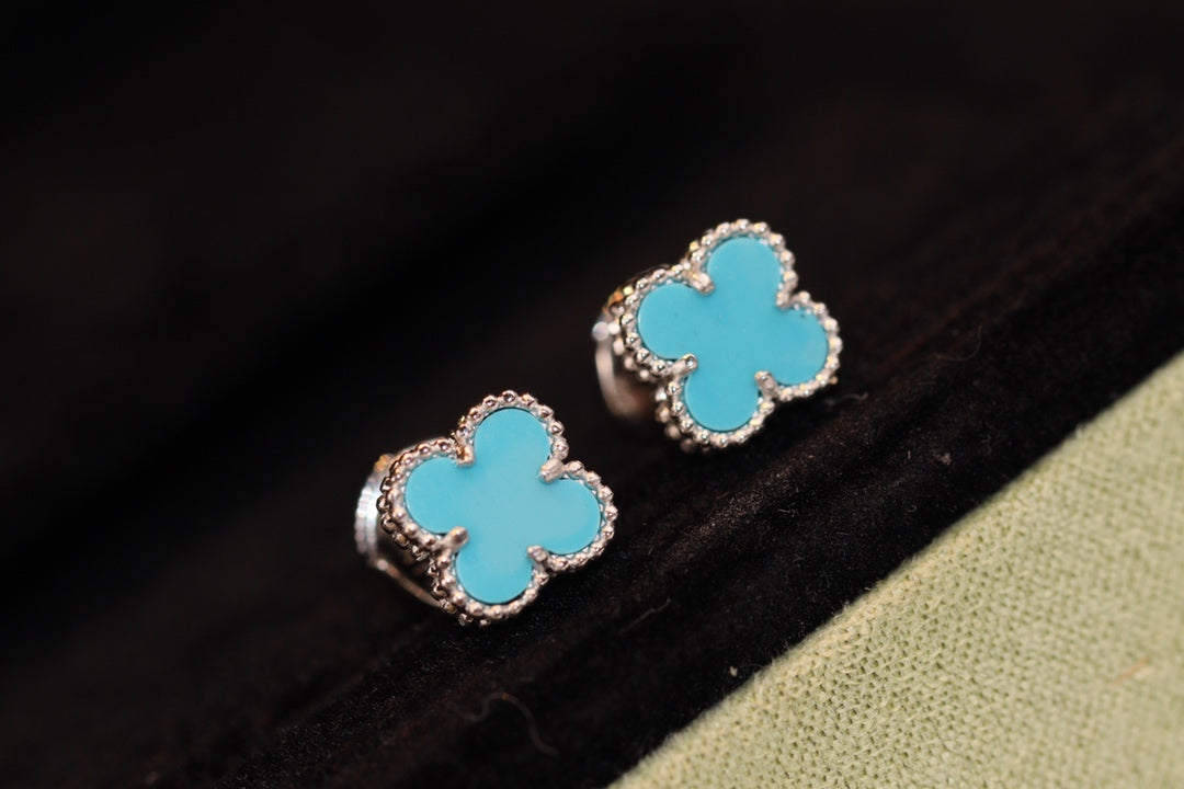 ¡®Veyra Jewelry¡¯CLOVER MINI TURQUOISE SILVER STUD EARRINGS