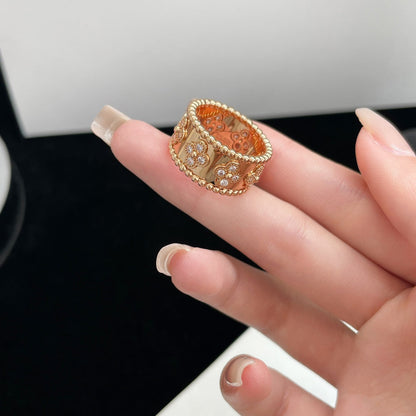 ¡®Veyra Jewelry¡¯PERLEE DIAMOND LARGE RING