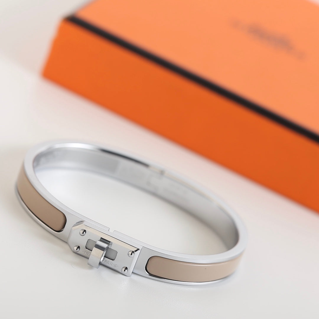 ¡®Veyra Jewelry¡¯HM KELLY GREY BRACELET