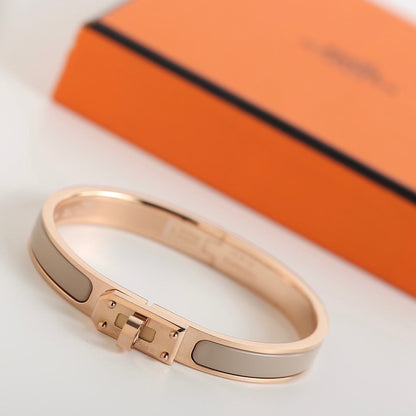 ¡®Veyra Jewelry¡¯HM KELLY GREY BRACELET
