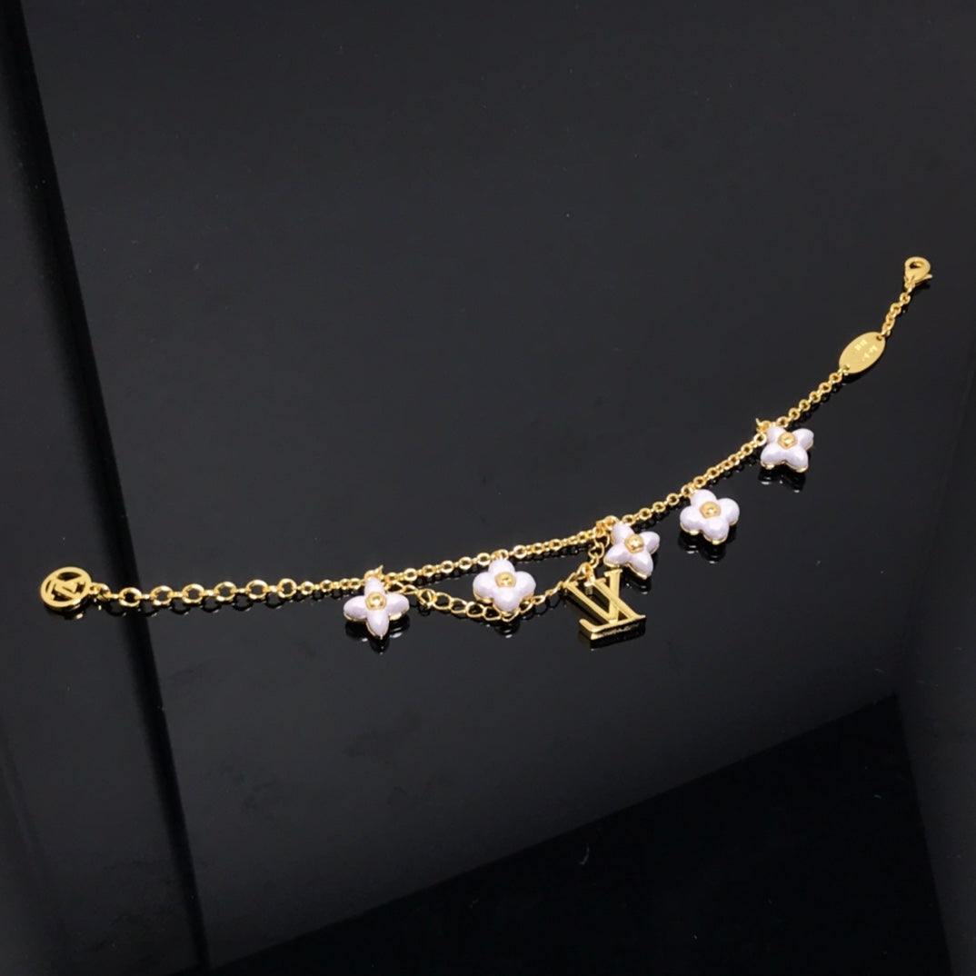 ¡®Veyra Jewelry¡¯LOGO 6 MOTIF STAR AND SUN GOLD BRACELET