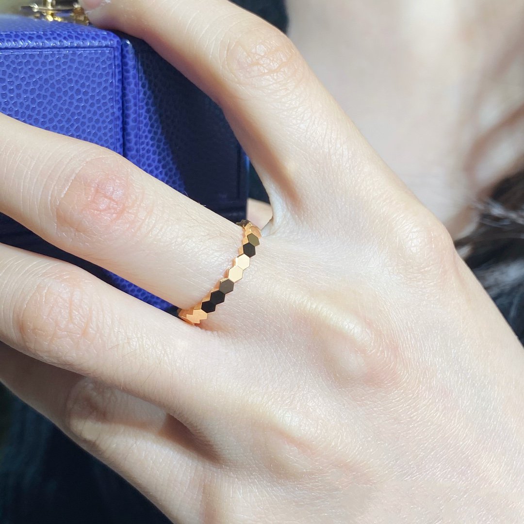 ¡®Veyra Jewelry¡¯BEE LOVE SMALL RING