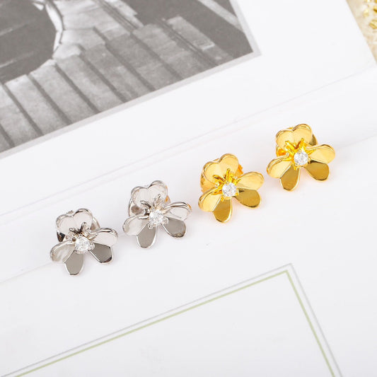 ¡®Veyra Jewelry¡¯FRIVOLE MINI FLOWER EARRINGS