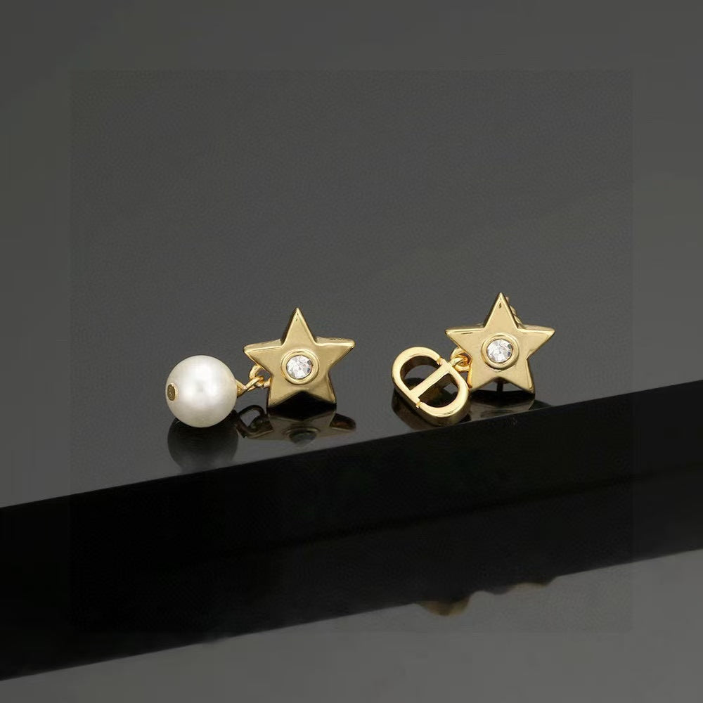 [Veyra Jewelry]CD Star-Shaped Letter Earrings