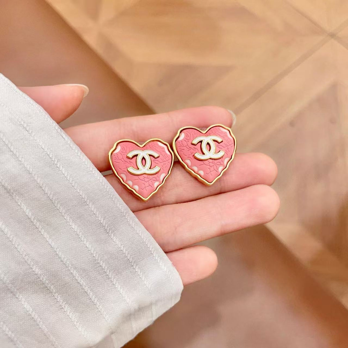 [Veyra Jewelry] Heart-shaped Necklace & Earring Set