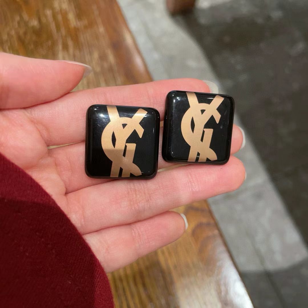 [Veyra Jewelry]Classic Letter Earrings