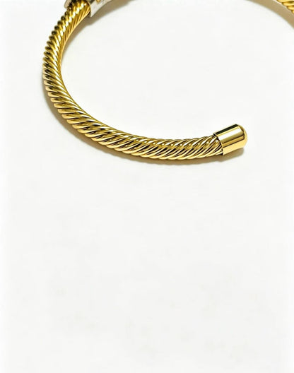 ¡®Veyra Jewelry26 New Open Horseshoe Bangle