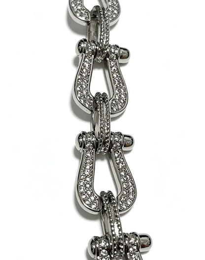 ¡®Veyra JewelryDiamond-studded Horseshoe Bracelet