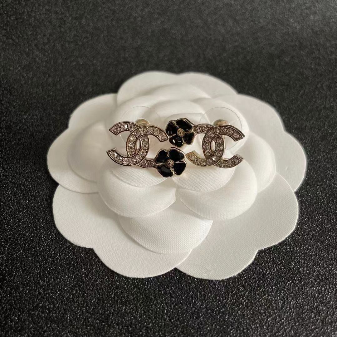 [Veyra Jewelry]Mini Camellia Stud Earrings