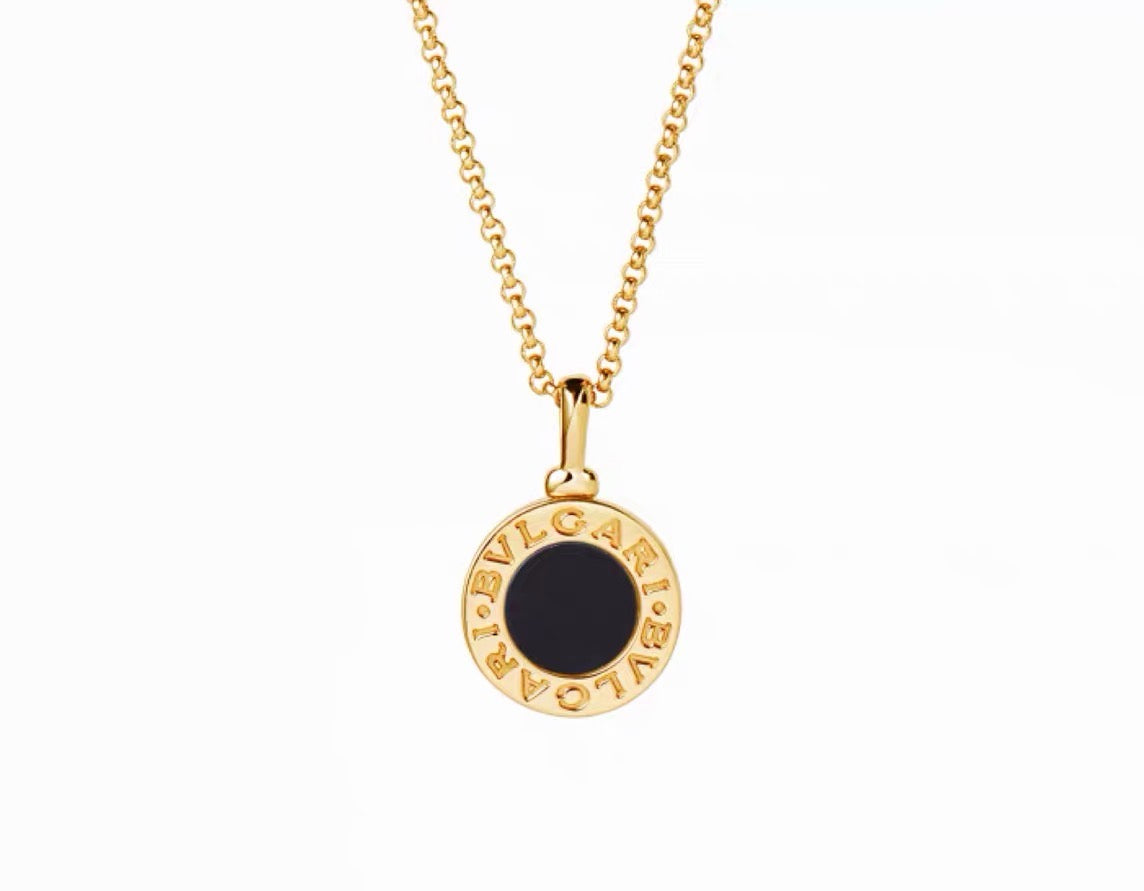 [Veyra Jewelry] T  Round Double-Sided Mother-of-Pearl Necklace