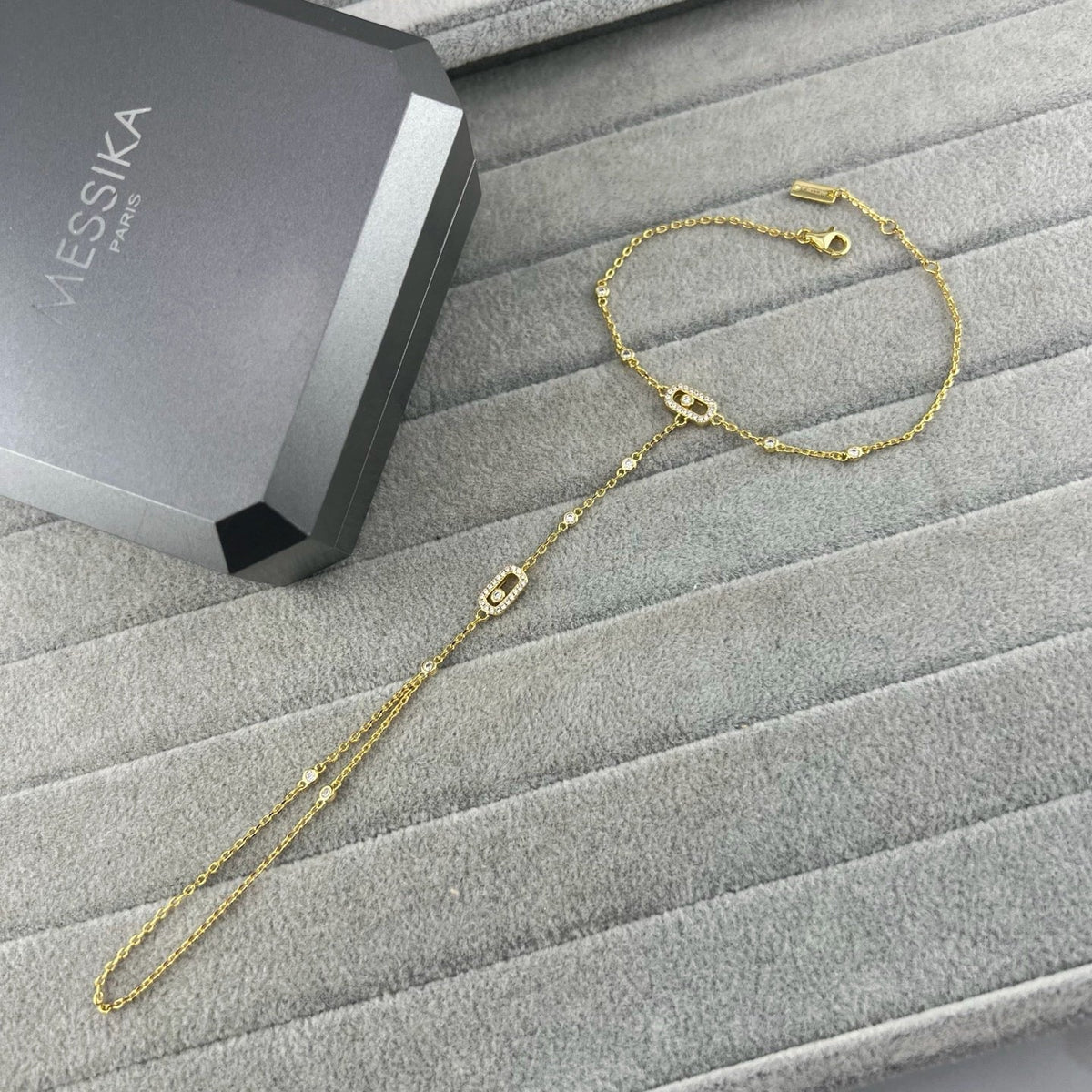 [Veyra Jewelry] Flexible Arm Chain Bracelet with Sliding Diamonds