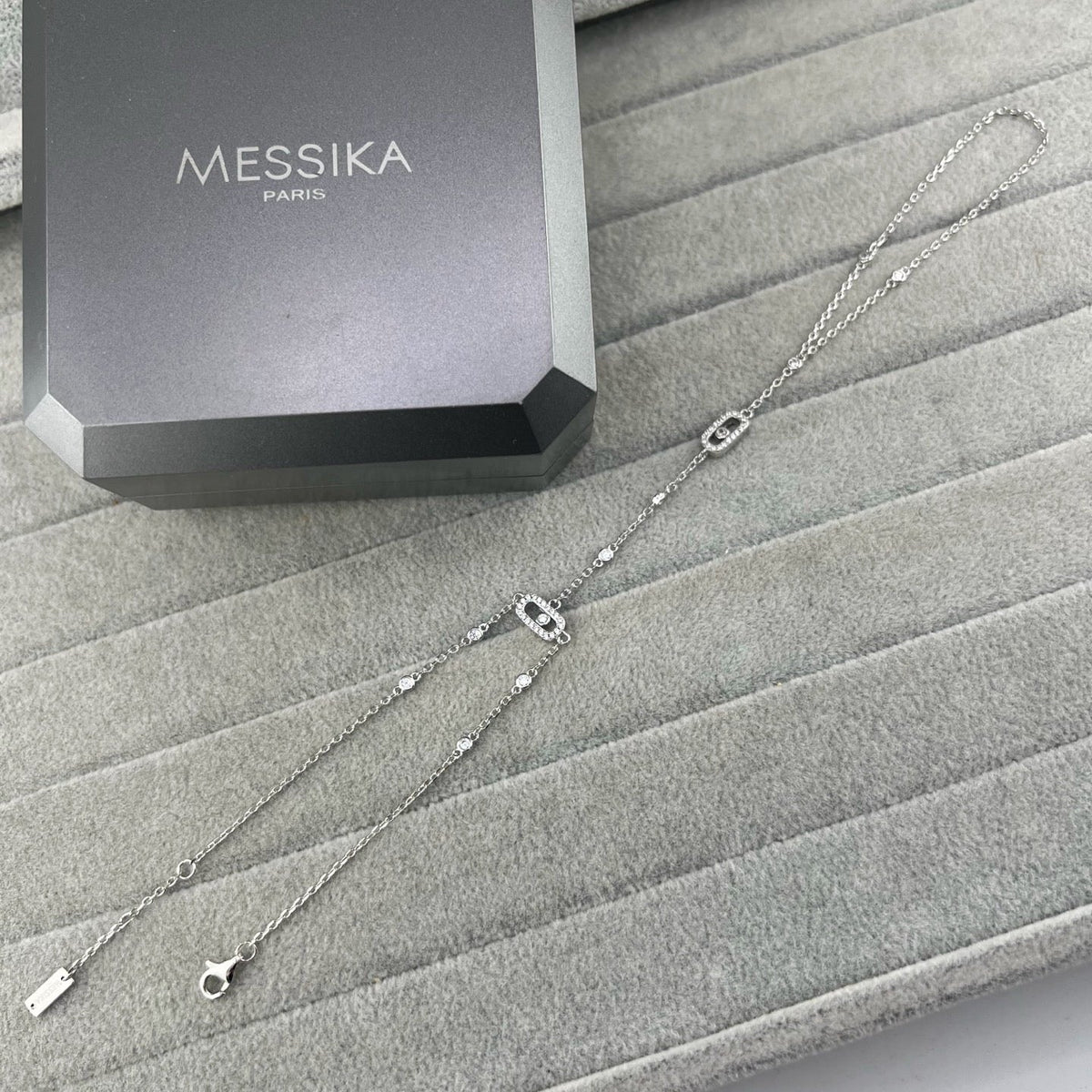 [Veyra Jewelry] Flexible Arm Chain Bracelet with Sliding Diamonds