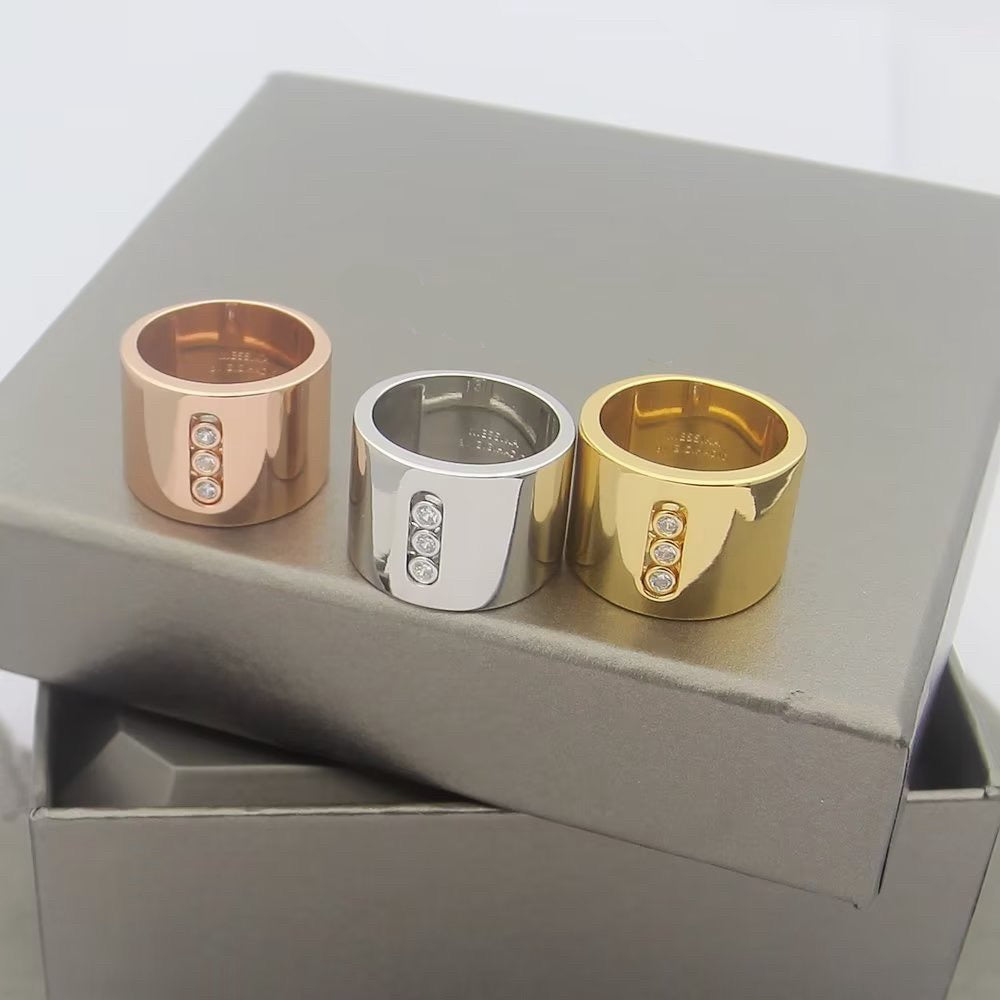 [Veyra Jewelry] Move Wide 3 Moving Diamonds Wide Band Ring