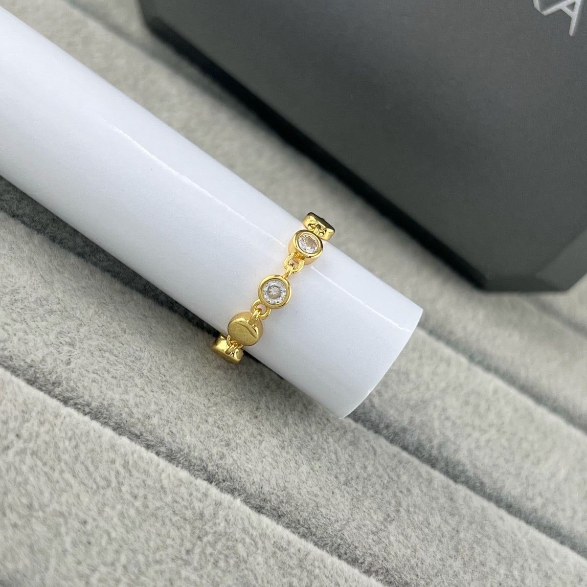[Veyra Jewelry]Move Link Chain Ring with Two Moving Diamonds