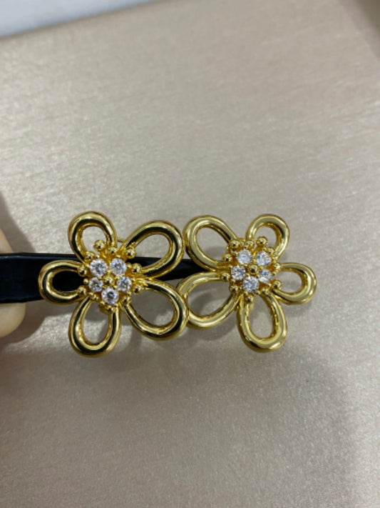 [Veyra Jewelry]Flowerlace Stud Earrings,