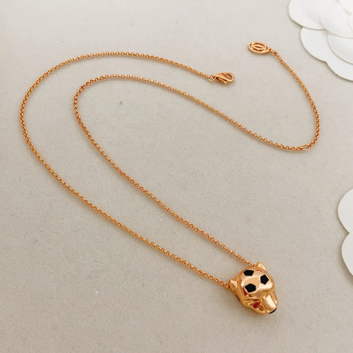 ¡®Veyra Jewelry¡¯Panthère de Cartier Solid Panther‑Head Necklace,